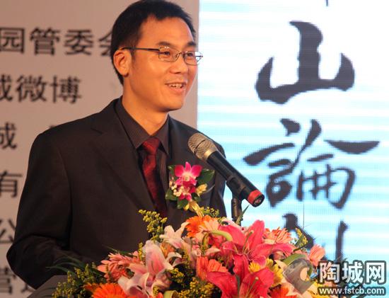 陶城报社管委主任李新良